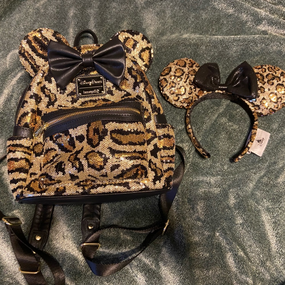 LoungeFly backpack & ears